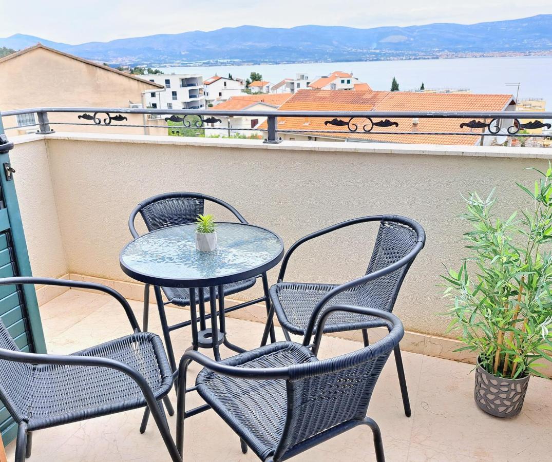 Apartment Carica 斯拉汀 外观 照片